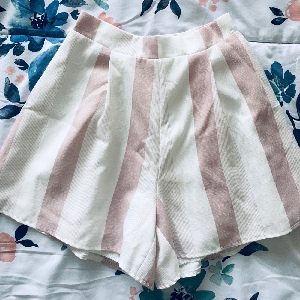 Vintage cute short
